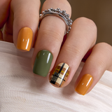 Autumn Plaid short squoval press-on nails