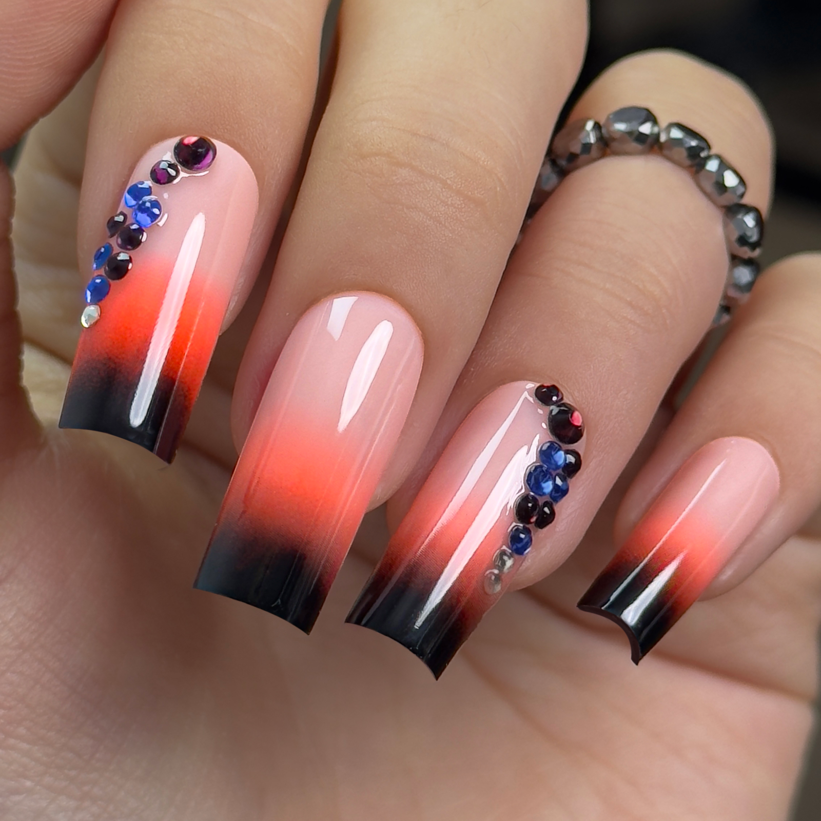 Designer’s Pick | Crimson Diamond – L Square