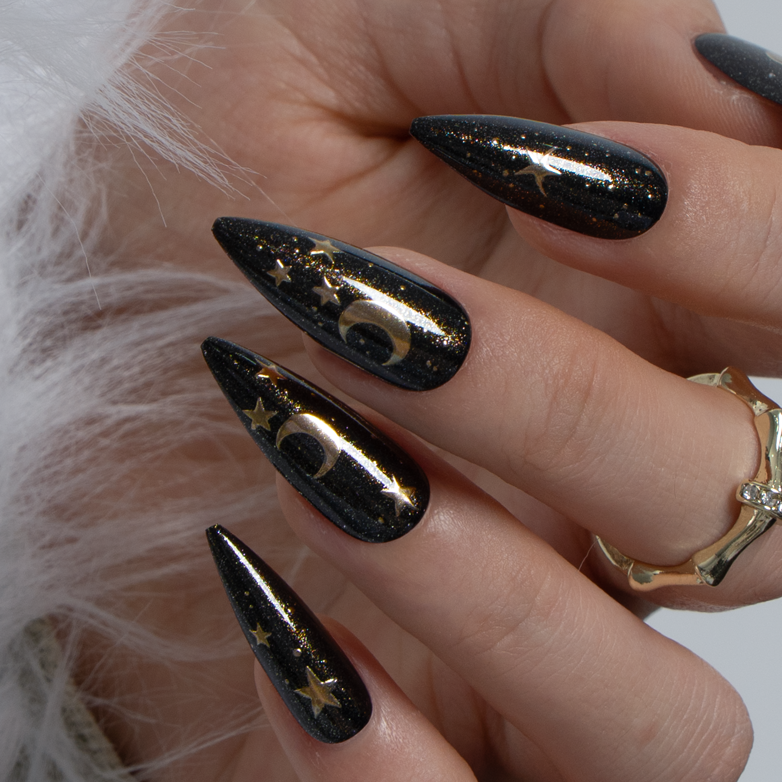 Designer s Pick | Lunar Charm L Stiletto short stiletto press-on nails