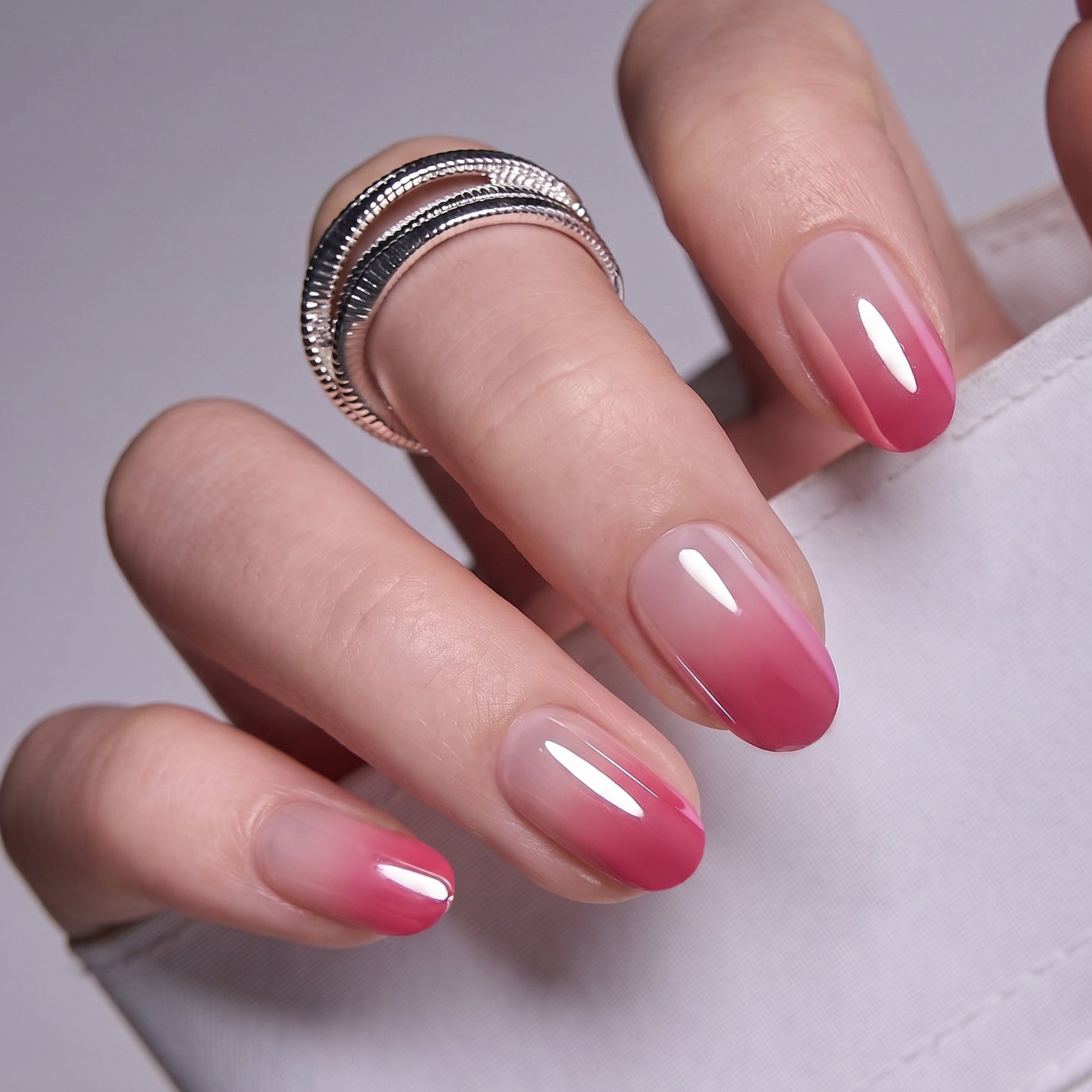 Dew Blush S Oval oval press-on nails