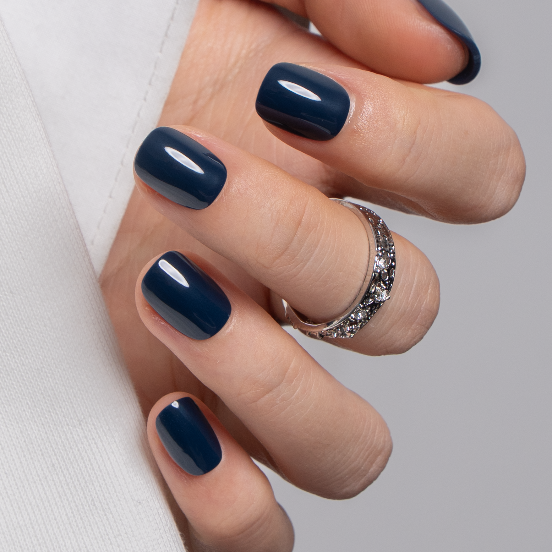 Inkwell Depth RS Squoval squoval press-on nails