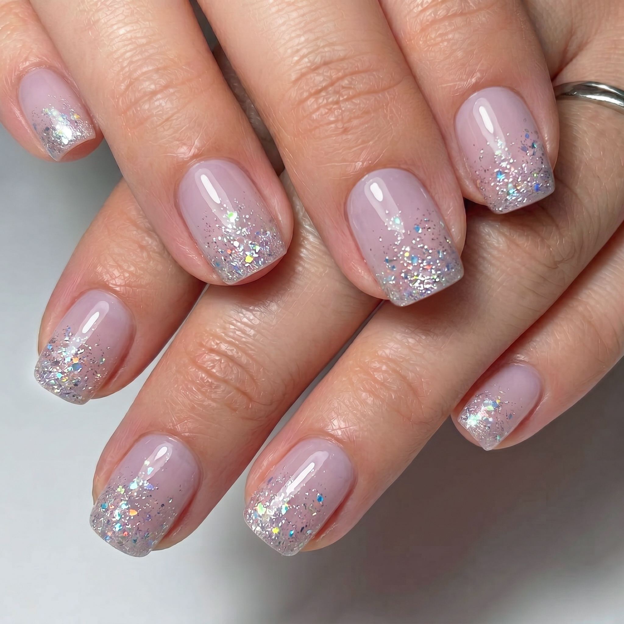 Light Purple short squoval press-on nails