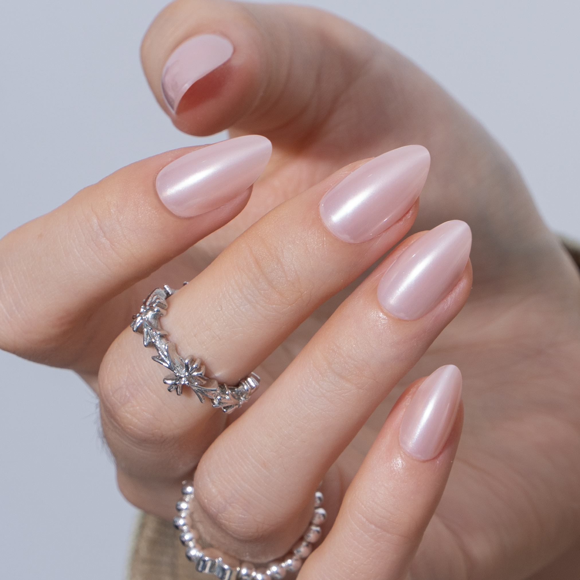 Moon Veil S Almond almond press-on nails