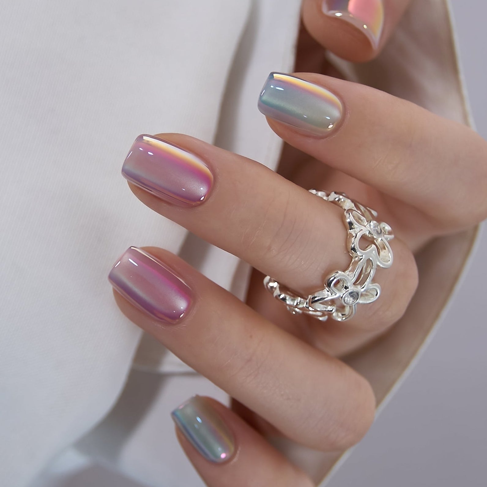 Opal Glow – S Squoval