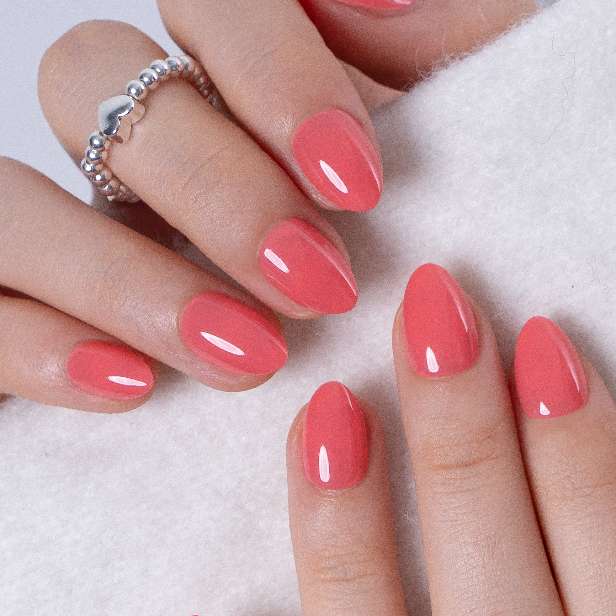 Peach Glaze RS Almond almond press-on nails