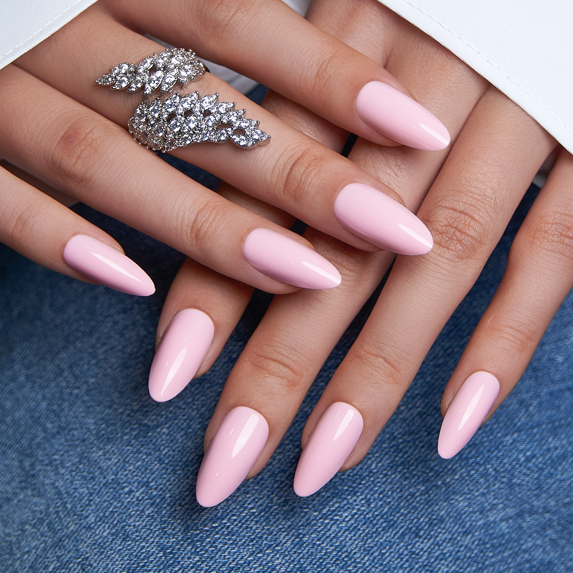Pink Aura L stiletto press-on nails
