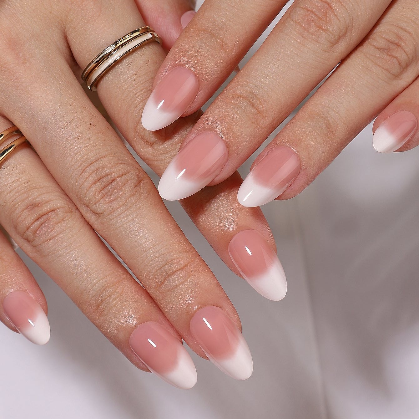 Romantic Roam short almond press-on nails