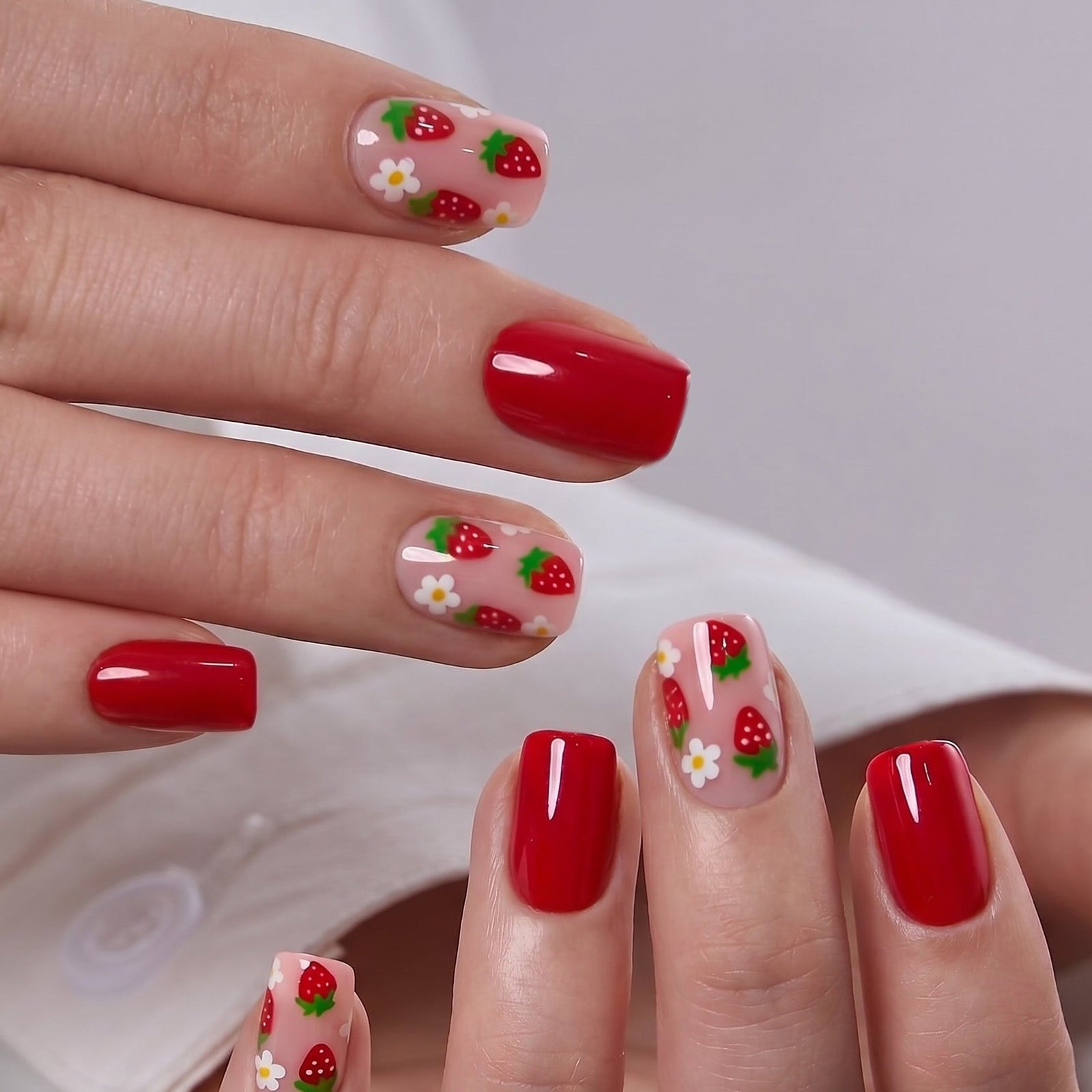 Strawberry Kiss – M Quadrat