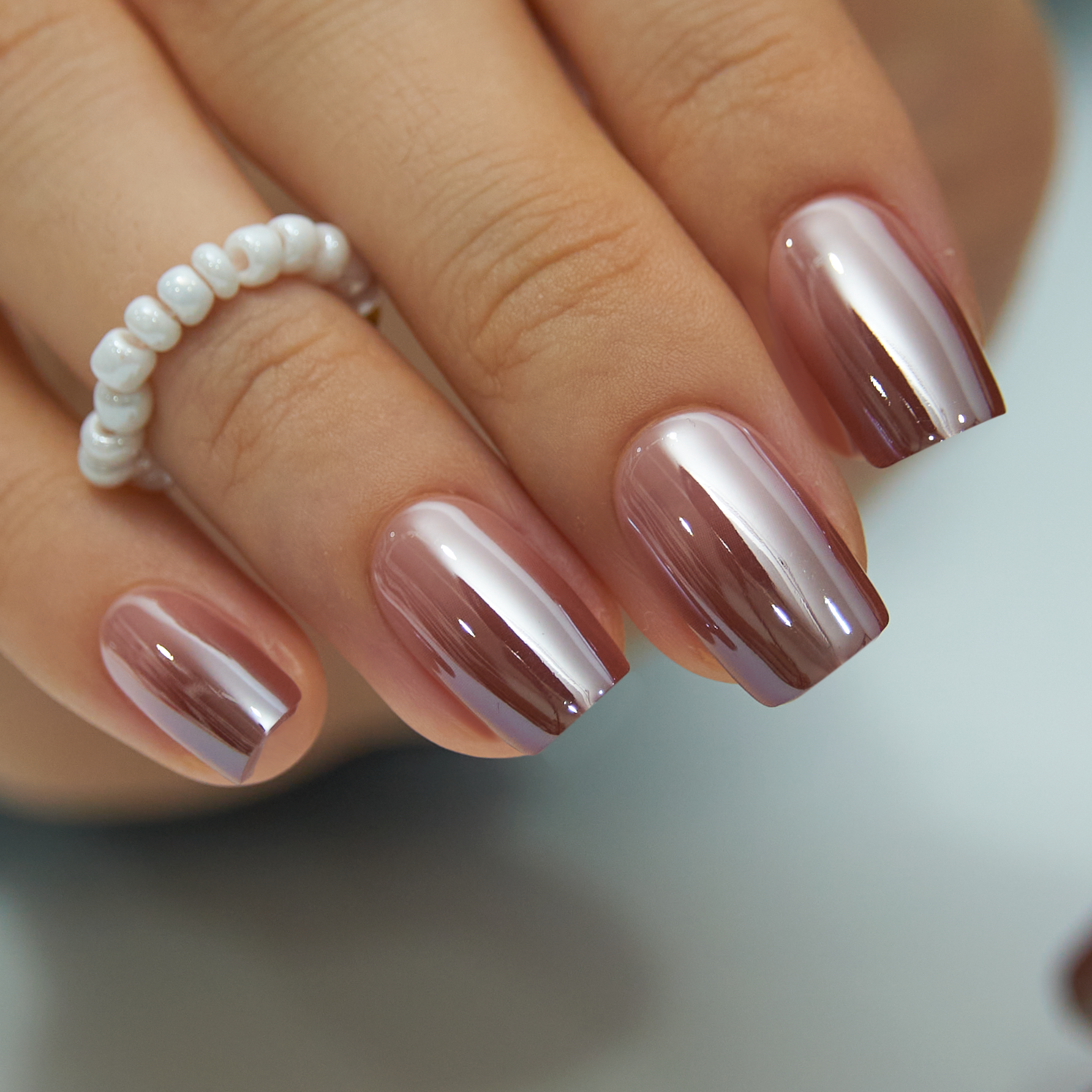 Warm Gradient medium squoval press-on nails